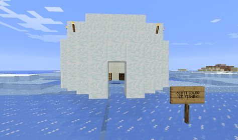 ice fishing! kinda looks like a polar bear... Minecraft Polar Bear Habitat, Minecraft Igloo, Minecraft Ice Biome, Minecraft Ice Castle Tutorial, Ice Castle Fish House Ideas, Polar Bear Habitat, Igloo Ice, Bear Habitat, Ice Fishing