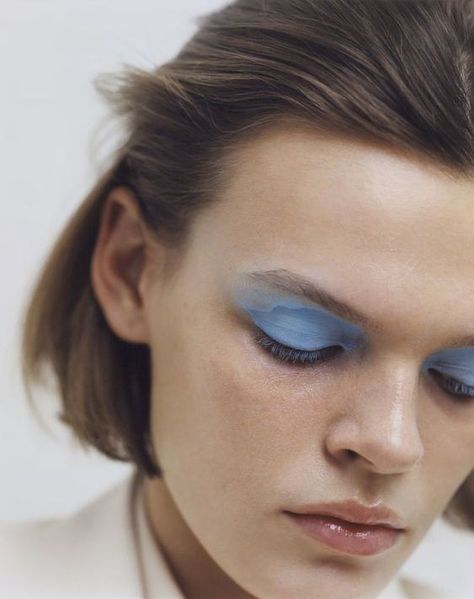 Sky Blue Makeup, Zoe Ghertner, Editorial Make-up, Cara Taylor, Fashion Editorial Makeup, Blue Makeup Looks, Chanel Beauty, Trendy Makeup, Beauty Shoot