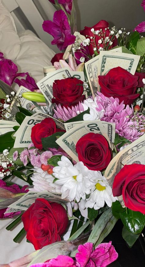 Flowers And Money, 2024 Manifestations, Diy Bouquet Wrap, Luxury Flower Bouquets, Money Flowers, Birthday Goals, Money Bouquet, My Love Language, Flower Gift Ideas