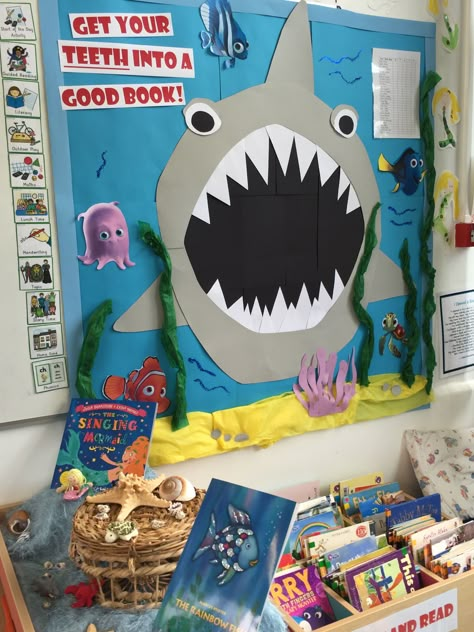 Shark Bulletin Board Ideas, Under The Sea Reading Corner, Shark Bulletin Board, Ocean Theme Reading Area, Under The Sea Bulletin Board Ideas, Under The Sea Book Corner, Ocean Book Fair Theme, Ocean Theme Library, Under The Sea Book Fair