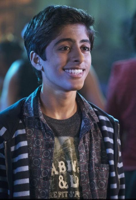 Karan Invisible Sister, Karan Brar, Debby Ryan, Matthew Gray, Boy Character, Matthew Gray Gubler, Future Boyfriend, Male Face, Disney Channel