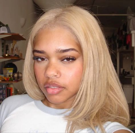 Blonde Light Skin, Blonde Silk Press, Blond Hair Black Women Natural, Natural Blonde Hair Black Women, Blond Natural Hair Black Women, Cool Blonde Black Women, Light Skin Blonde Hair, Pretty Black Women With Blonde Hair, Blonde Hair Natural Black Women