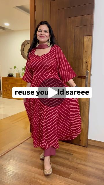 Anarkali From Saree Indian Fashion, One Piece Dress From Old Saree, Old Saree Dress Ideas, Saree Transformation, Old Saree To New Dress, Dress From Old Saree, Old Saree Reuse Ideas, Old Sarees Convert Into Dress, Saree Reuse Ideas