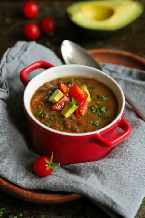 Slow Cooker Chipotle Lentil Soup with Avocado | cookincanuck.com Fall Slow Cooker Recipes, Vegan Soups, Slow Cooker Soup, Avocado Recipes, Lentil Soup, Healthy Soup Recipes, Healthy Soup, Delicious Soup, Stew Recipes