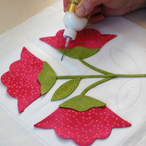 33.Basting Flower Applique Patterns, Free Applique Patterns, Paper Pieced Quilt Patterns, Applique Tutorial, Jelly Roll Quilt Patterns, Circle Quilts, Quilt Square Patterns, Applique Quilt Patterns, Flower Quilts