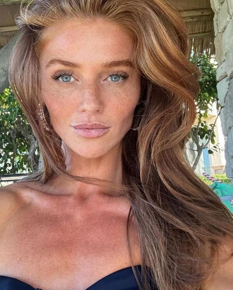 Sunkissed ☀️

Hair by @moizalladina using our Mousse au Lotus Volumatrice  Alcohol-Free Volumizing Styling Mousse and Éclat Naturel Styling Cream Frizzy Hair Men, Sunkissed Hair, Cintia Dicker, Natural Hair Care Products, Dream Instagram, Leonor Greyl, I Love Redheads, Best Natural Hair Products, Volume Curls