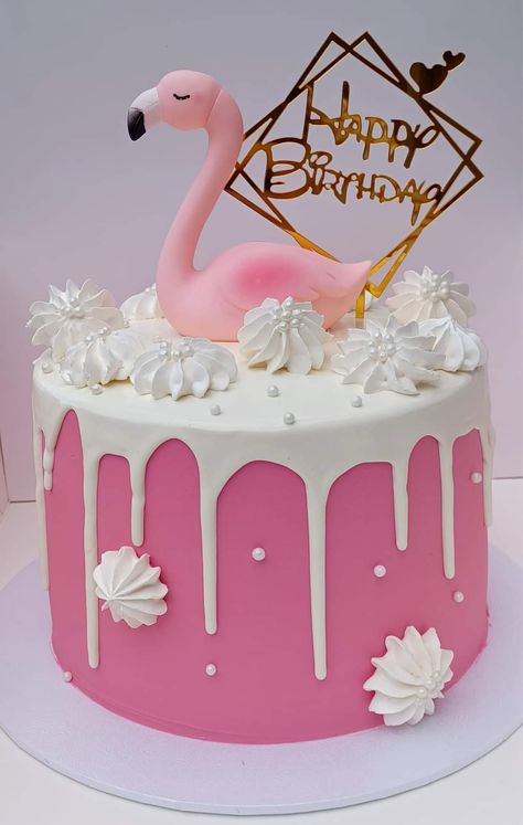 Flamingo Birthday Cake, Flamingo Nursery, Cakes Design, Flamingo Cake, Flamingo Birthday Party, Tropical Nursery, Tropical Baby Shower, Flamingo Birthday, Jungle Baby