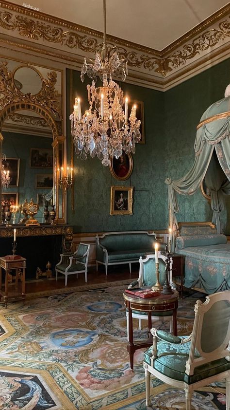 Royal Palace Interior Bedroom, Victorian Castle Bedroom, Bridgerton Chandelier, Victorian Palace Interior, French Baroque Interior, Blue Victorian Bedroom, Luxury Aesthetic Interior, Royal Castle Interior, Teal Room Aesthetic