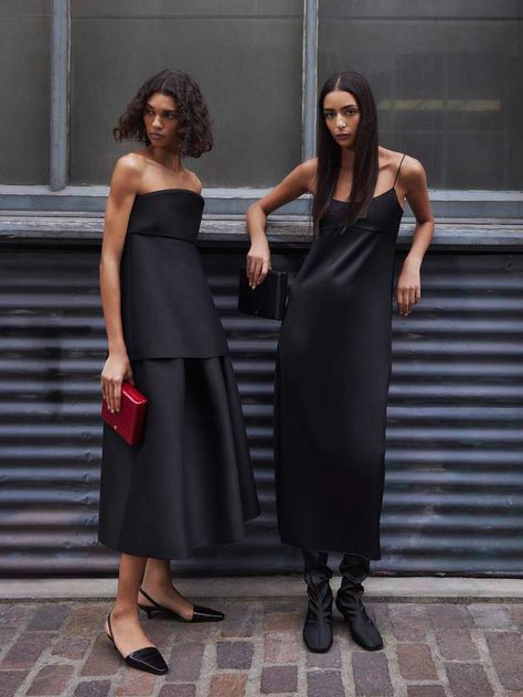 Scandi Minimalist, Dress Code Wedding, Stylish Couple, Evening Outfits, Guest Outfit, Black Dresses, Style Guide, How To Style, Wedding Guest Outfit