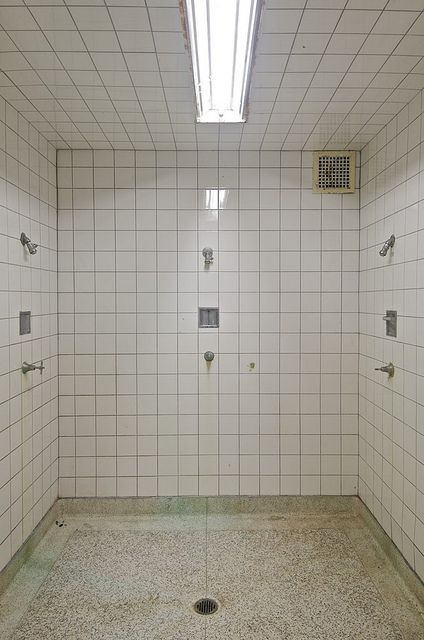 Abandoned Locker Room, Public Shower Room, Locker Room Aesthetic, Old School Bathroom, Old School Gym, Locker Room Shower, Public Shower, Shower Music, Gym Showers