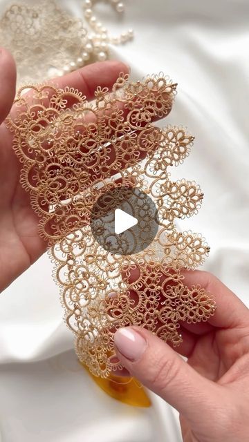 Tatting Lace Pattern, Tatted Clothing, Tatting Square Pattern, Split Ring Tatting Tutorials, Shuttle Tatting Bookmark Pattern, Shuttle Tatting Heart Pattern, Georgia Seitz Tatting Patterns, Tatting Patterns Free, Needle Tatting Patterns