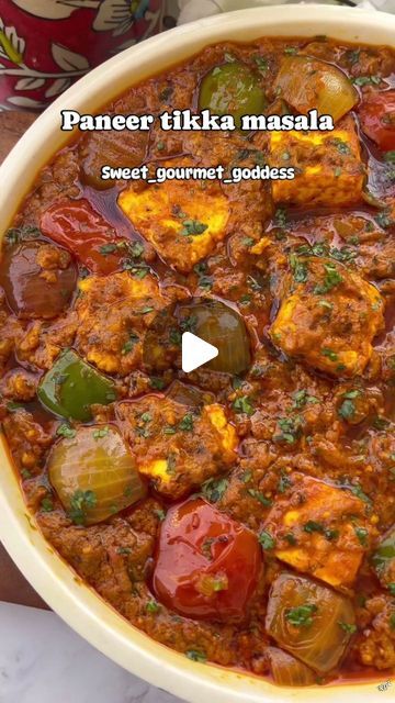 Easy Paneer Tikka Masala, Paneer Masala Recipe Video, Tasty Paneer Recipes, Indian Recipe Videos, Kaju Paneer Masala Recipe, Veg Indian Dinner Recipes, Shahi Paneer Recipe Video, Matter Paneer Recipe Video, Veg Paneer Recipes