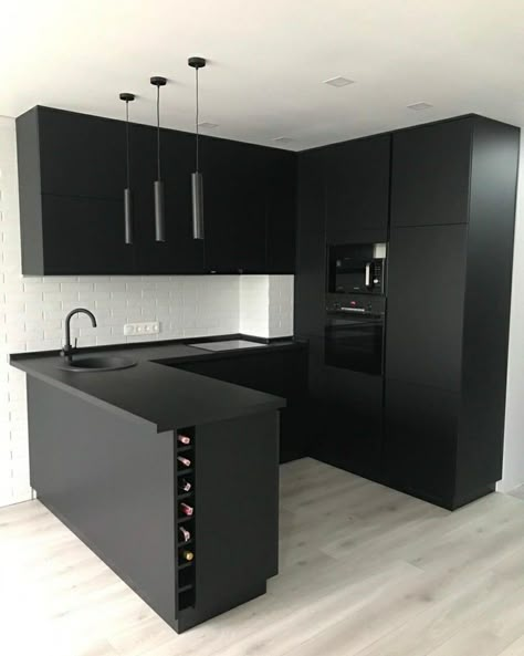 Black Aesthetic Kitchen, Desain Pantry, Modern Kitchen Cabinet Design, Kitchen Design Plans, Kitchen Design Trends, Modern Kitchen Cabinets, House Design Kitchen, Luxury Kitchen Design, Kitchen Inspiration Design