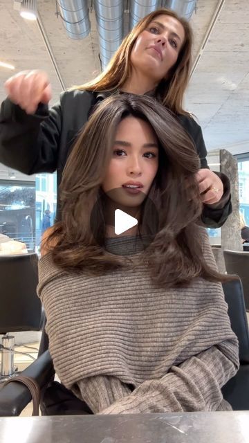 Tsutsumi Hoang, Caramel Latte, 90s Hairstyles, Bad Hair Day, Elegant Hairstyles, Brown Hair Colors, Brunette Hair, Bad Hair, Hair Transformation