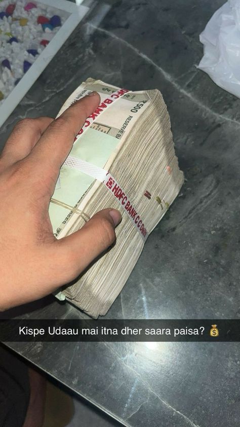 Paisa Money, Creative Snapchats, Money Images Cash Indian, Money Mindset Quotes, Funny Snapchat, Funny Snapchat Pictures, Money Vision Board, Credit Card App, Snap Ideas