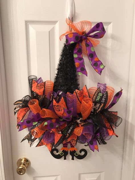 Dollar tree pumpkin and witches hat wreaths - Debbiedoos Dollar Tree Halloween Wreath, Character Wreaths, Halloween Wreath Ideas, Fun Wreaths, Halloween Witch Hat Wreath, Wreaths Halloween, Ribbon Wreaths, Halloween Mesh Wreaths, Witches Hats