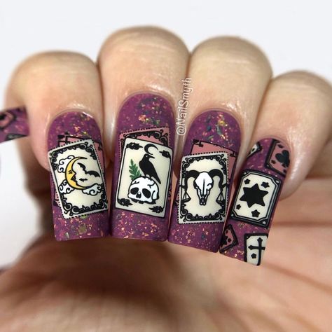 Marilynn on Instagram: “Happy Tuesday! I’ve been wanting to stamp a tarot card mani for a while now, ever since I bought Nicole Diary plate 162. My gorgeous base…” Tarot Nail Art, Tarot Card Nails, Tarot Nails, Sharp Claws, Cartoon Nails, Valentine Nails, Halloween Nail, Witch Art, Art Nails