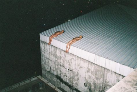 Ren Hang, Contemporary Art Photography, All Falls Down, Photography Subjects, Wow Art, Magazine Photography, The Roof, Art Direction, Color Me