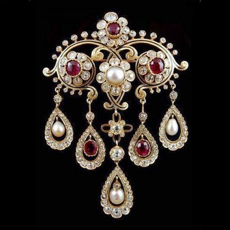 *Art Deco Style 925 Streling Silver Handmade Brooch, Rose Cut Diamond Ruby & Pearl, 18k Gold Plated Brooch for Women/Girls *Diamond Weight -- 5.25ct *Diamonds -- Rose Cut Diamond *Diamond shape --  Round Shape *Gemstone -- Ruby(4.2ct) *Pearl :-- 7.4ct *Metal -- Sterling Silver *Silver Purity --92.5% *Silver Wt. -- 30gm *Brooch Finishing 18kt Gold Plated Over 925 Silver.. **This is very Beautiful & Pretty Brooch.. ✦ Occasions: Christmas Gifts, Wedding Gifts, Engagement Gifts, Halloween Gifts, Par Ruby Brooch, Pearl Jewels, Edwardian Jewelry, Historical Jewellery, Diamond Brooch, Ruby Jewelry, Fabulous Jewelry, Vintage Jewels, Fantasy Jewelry