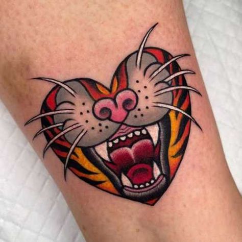 22 Old School Tiger Tattoo Ideas: Nostalgic Roars of Classic Artistry Traditional Heart Tattoos, Girly Tattoo, Tattoo Thoughts, Traditional Tattoo Inspiration, Leopard Tattoos, Visuell Identitet, Favorite Tattoos, Neotraditional Tattoo, Tattoo Board