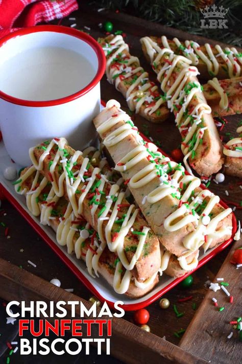 Biscotti Christmas, Christmas Biscotti Recipe, Best Biscotti Recipe, Christmas Biscotti, Uk Recipes, Biscotti Cookies, Frozen Cookies, Christmas Foods, Biscotti Recipe