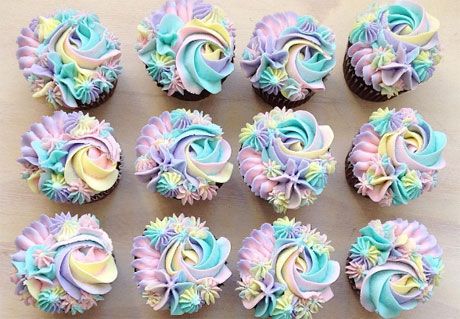 Fruit Cupcakes, Pastel Cake, Flower Cupcake, Pastel Cakes, Rainbow Cupcakes, Gateaux Cake, Cupcake Designs, Unicorn Cake, Magical Unicorn