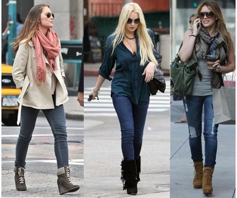 diff ways to wear boots with skinny jeans | Celebrities Wear Skinny Jeans in Wedge Wedges Outfit Casual, Wedge Boot Outfit, How To Wear Wedge Boots, How To Wear Wedges Outfits, Wedge Boots Outfit, Winter Fashion Jeans, Wedges Outfit, Winter Boots Outfits, Western Dresses For Women