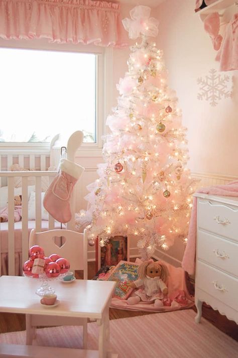 Pretty in Pink. An Alternative to the Farmhouse Christmas. | The Art of Doing StuffThe Art of Doing Stuff A White Christmas, Pink Christmas Decorations, Shabby Chic Christmas, Christmas Bedroom, Pink Trees, Pink Christmas Tree, Chic Christmas, Christmas Room, Baby's Room