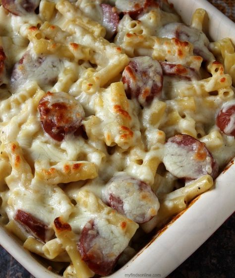 Smoked Sausage Alfredo Pasta Bake / myfindsonline.com Sausage Alfredo Pasta Bake, Smoked Sausage Alfredo Pasta, Smoked Sausage Alfredo, Smoked Pasta, Sausage Alfredo Pasta, Weight Watchers Pasta, Alfredo Pasta Bake, Sausage Alfredo, Pasta Sausage