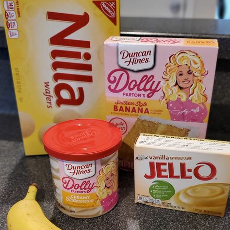 Boxed Banana Cake, Dolly Parton Coconut Dump Cake, Banana Recipes Using Cake Mixes, Adding Bananas To Box Cake, Duncan Hines Banana Cake Mix Recipes, Carmel Banana Pudding Recipe, Banana Cake Box Recipe, Dolly Parton Cake Mix Cookies, Dolly Parton Dessert