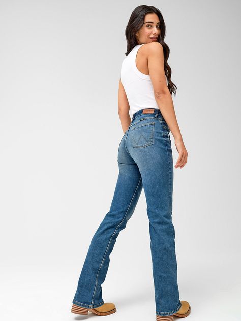 Women's Wrangler® High Rise Bold Boot Jean Wrangler Jeans Woman, High Waisted Western Jeans, Bootcut Jeans For Tall Women, Bootcut Denim Outfit, Jeans Wrangler Women, Boot Barn Jeans, Wranglers For Women, Wrangler Bootcut Jeans Women, Bootcut Jeans With Boots Outfits