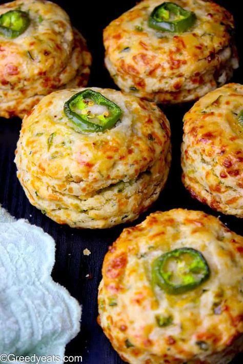 Jalapeno Cheese Biscuits, Jalapeno Cheese Muffins, Jalapeño Cheese Biscuits, What To Do With A Lot Of Jalapenos, Flavored Biscuits Homemade, Dinner Recipes With Jalapenos, Southern Easter Recipes, Things To Do With Jalapenos, Rainy Day Recipes Dinners