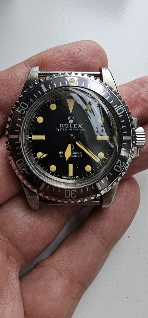 Grail piece: 1977 Rolex milsub, double reference 5513/5517, Royal Navy issued Submariner. Rolex Submariner Leather, Vintage Submariner, Rolex Submariner 5513, Rolex 5513, Amazing Watches, Casual Watches, Royal Navy, Rolex Submariner, G Shock