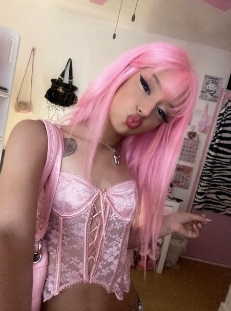 Pink Hair Bangs, Pink Hair With Bangs, Corset Hair, Apparel Brand, Hair Dye Colors, Hair Inspiration Color, Crown Hairstyles, Pretty Makeup, Cute Makeup