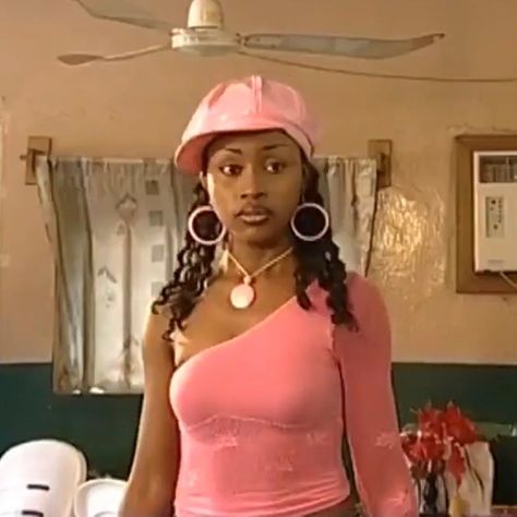 #nollybabes Nollywood Y2k, Y2k Outfits Aesthetic, Nigerian Culture, Nigerian Outfits, Fashion 2000s, Birthday Fits, 2000s Outfits, A Wallpaper, Random Image