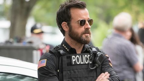 Justin Theroux_Leftovers Kevin Garvey, Beatnik Style, Hugh Jackman Logan, Best Beard Styles, Justin Theroux, Clean Shaven, Film And Tv, Full Beard, Great Beards