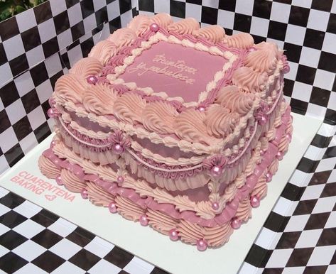 Vintage Cake Rectangle, Tiered Sheet Cake, Aesthetic Square Cake, Square Cake Aesthetic, Square Vintage Cake, Pink Square Cake, Vintage Sheet Cake, Square Cake Designs, Cake Boxes Diy