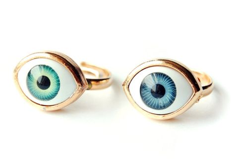 Eye rings Dr Jewelry, Brown Iris, Iris Photography, Eye Rings, Eye Eye, Fun Jewelry, Evil Eye Ring, Gold Diamond Earrings, Eye Ring