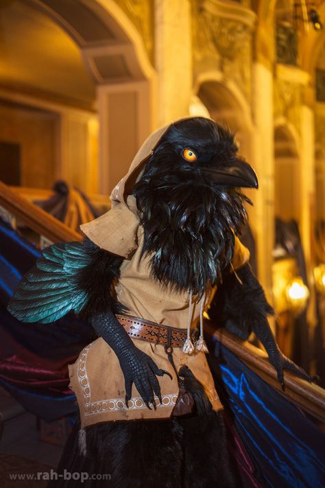 The Sky Calls to Us — Bird Costume Tutorial Masterpost Here are a... Kenku Cosplay, Larp Monster, Larp Clothing, Raven Costume, Raven Mask, Crow Costume, Bird Costume, Costume Tutorial, Dungeons Dragons