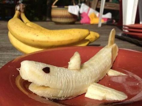 Sharknana Tort Harry Potter, Cute Snacks, Easy Food Art, A Banana, Fun Kids Food, Cute Desserts, Food Humor, Fun Food, Pretty Food