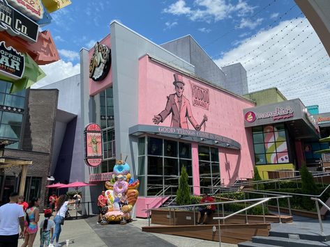 4 Things To Do at Universal Orlando CityWalk (and 4 Things To Skip) https://stepstomagic.com/things-to-do-at-universal-orlando-citywalk-and-things-to-skip/ Citywalk Orlando, Disney Universal Studios, Starbucks Locations, Universal Vacation, Orlando Photos, Matchbox Twenty, Universal Orlando Resort, Orlando Resorts, Islands Of Adventure