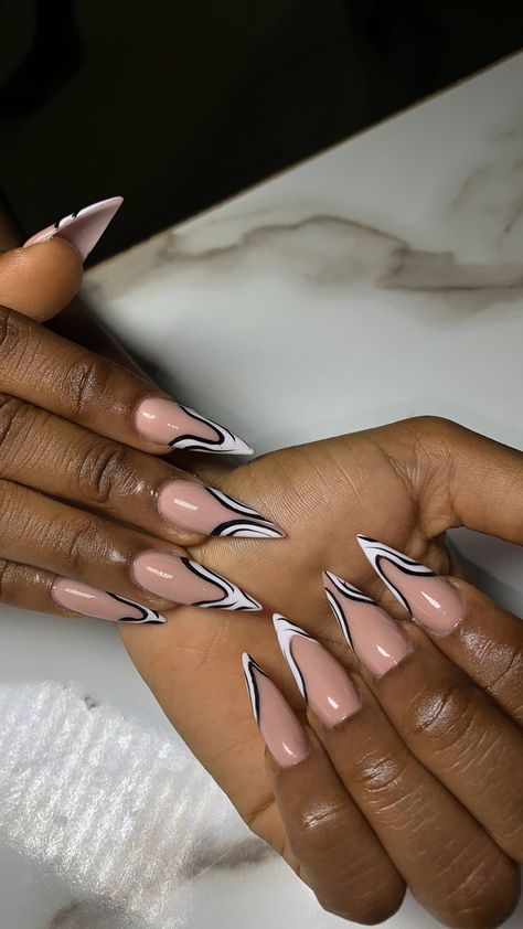 Stiletto nails idea Cute Stiletto Nails Designs, Cute Stiletto Nails, Nails Design Tutorial, Stiletto Nails Design, Acrylic Stiletto Nails, Stiletto Nails Short, Nail Designs Tutorial, Stiletto Nails Designs, Short Acrylic