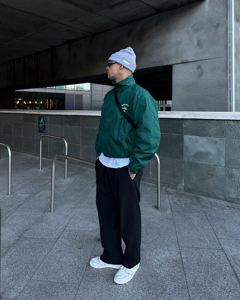 Mens Oversized Fashion Streetwear, Aesthetic Oversized Outfits Men, Men Nyc Winter Outfit, Indie Guy Outfits, Mens Layering Outfits, Trendy Mens Fashion Streetwear, Outfit Men Ideas, Softboy Aesthetic Outfits Men, Winter Outfits Men Streetwear