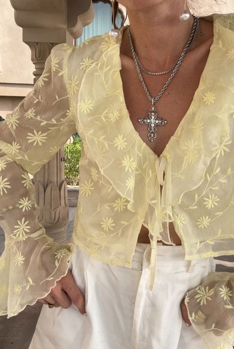 Guilliana Yellow Ruffle Blouse Greek Inspired Fashion Casual, Halter Top Blouse, How To Wear Blouse, Elegant Lace Top, Frilly Top Outfit, Summer 2024 Outfit, Yellow Outfit Casual, Pale Yellow Outfit, White And Yellow Outfit