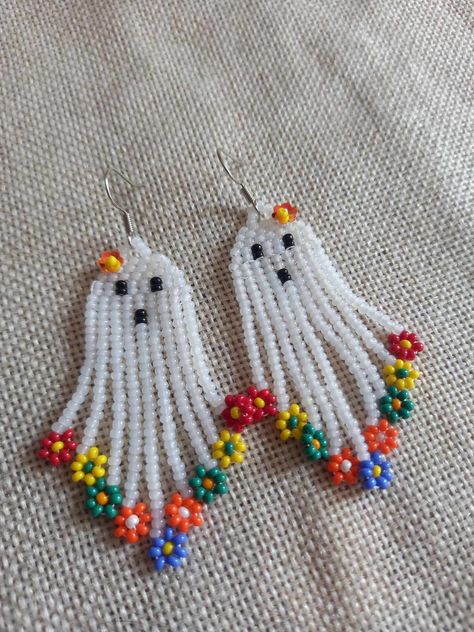 Halloween earrings are made in the traditional technique of hand beading. The earrings are made of quality Czech beads and strong thread., Earrings are 7,5 cm (2,95 inches) long with hooks and 2 cm (0,78 inches) wide. 100% handmade. The photo may not capture the true colors. This may depend on your screen settings. The colors are actually rich and vibrant. Drop Beaded Earrings, Craft Night Adults, Earrings Beaded Handmade, Seed Bead Halloween Earrings, Crochet Halloween Earrings, Beaded Earring Designs, Ghost Beaded Earrings, Easy Beaded Earrings Diy, Beaded Ghost Earrings