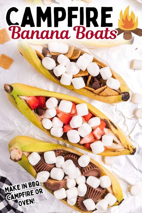 Like a cross between a s’more and a banana split, a Campfire Banana Boat is an easy and quick way to make a delicious, no-mess dessert that cooks right over your campfire or grill in minutes. Stuff them with your favorite toppings, wrap them in foil, and place them over the fire, these sweet treats taste every bit as special as the classic camping recipe, but are even more fun to create and exciting to eat! Campfire Banana Boats, Camping Treats, Banana Boat Recipe, Campfire Bananas, Summer Campfire, Banana Boats, Camp Food, Fried Bananas, Fire Food