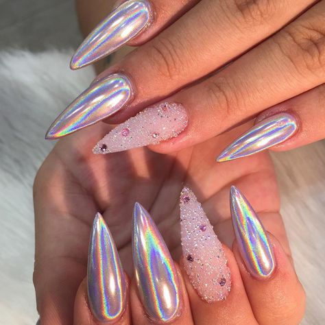 See this Instagram photo by @toplinenails • 303 likes Holographic Nail Designs, Nail Designs Pictures, Her Nails, Beautiful Nail Designs, Holographic Nails, Simple Nail Designs, Fancy Nails, Nail Polishes, Chrome Nails