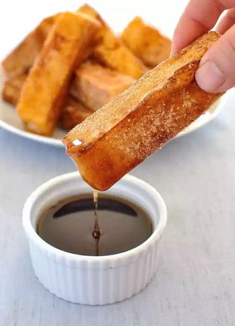 French Toast Sticks - French toast you can eat with your fingers, tastes like cinnamon doughnuts and is on the table in 15 minutes! recipetineats.com Cinnamon French Toast Sticks, French Toast Bites, French Toast Sticks, Cinnamon French Toast, Recipetin Eats, Breakfast And Brunch, Low Fodmap Recipes, Fodmap Recipes, French Toast Recipe