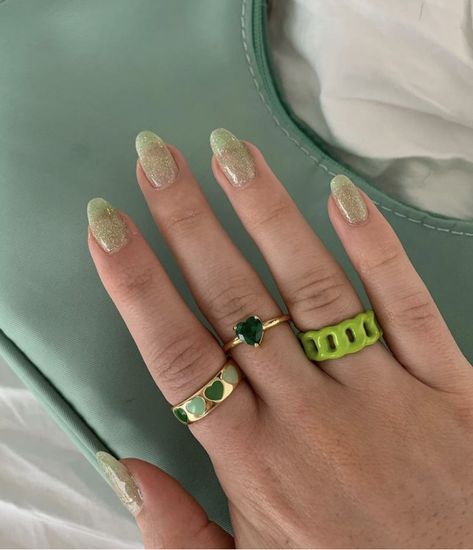 Evry Jewels, Team Green, Jewelry And Accessories, Green Nails, Nail Artist, Nail Inspo, 1 Year, Sensitive Skin, Black Friday