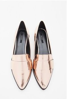 Pointed Loafers, Gold Loafers, Metallic Loafers, Metallic Shoes, Loafers Style, Penny Loafer, Crazy Shoes, Shoe Obsession, Shoe Lover